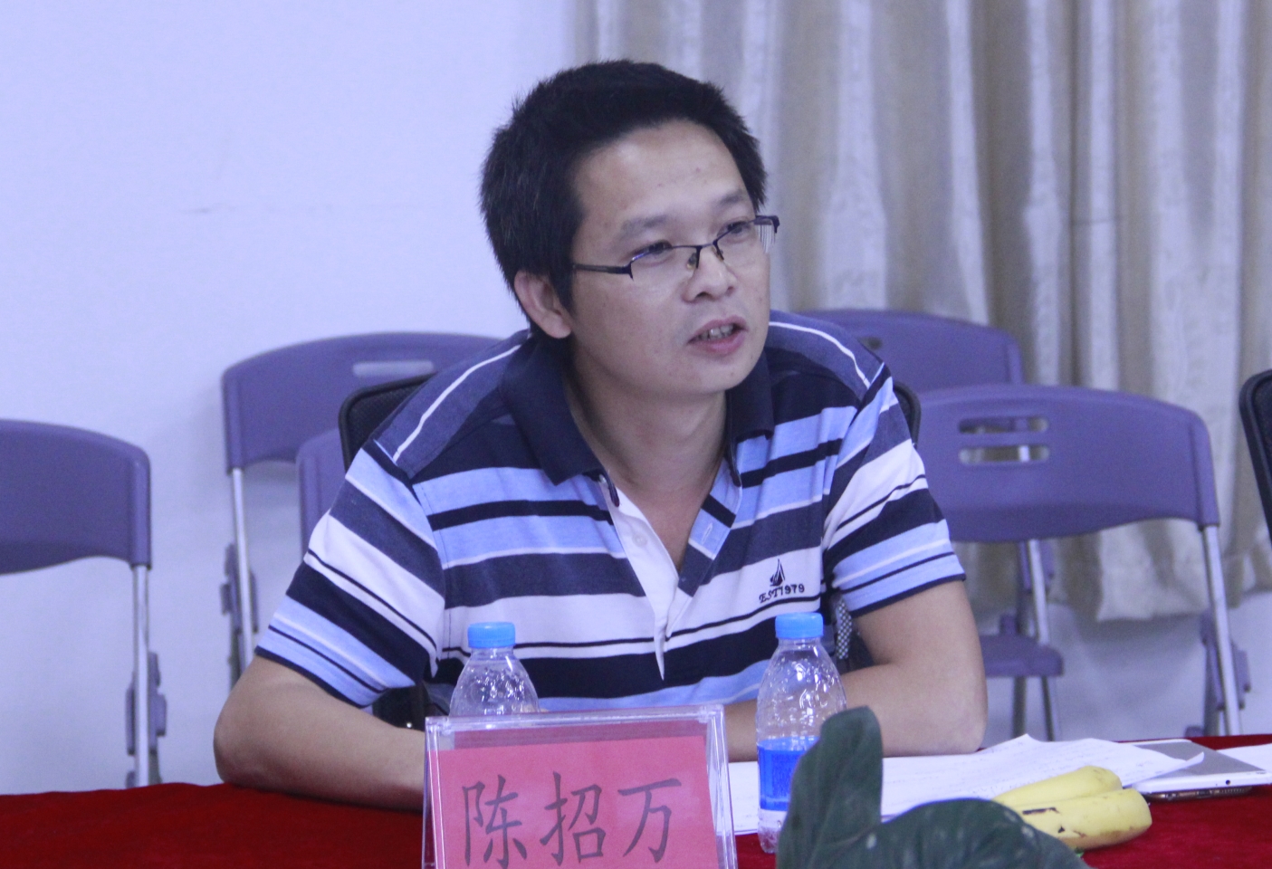 “南海青年学者论坛：政治儒学与政治现代性——批评与回应”在我院召开